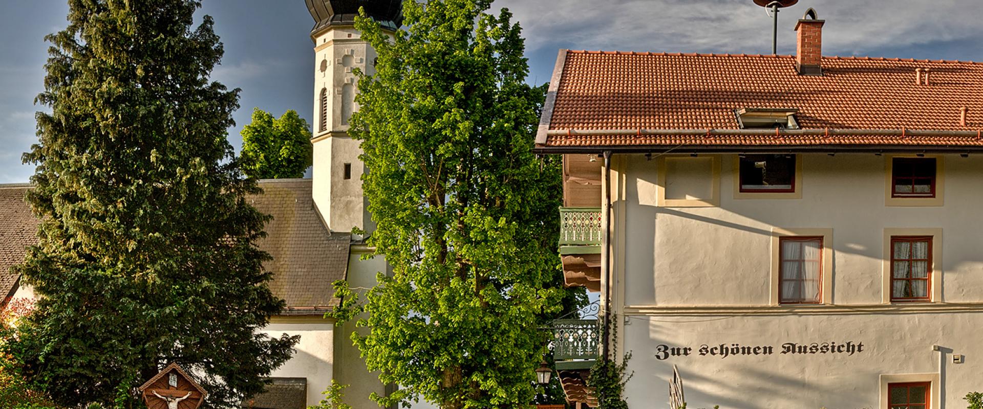 12406 Biker Hotel Zur Schönen Aussicht in Oberbayern.jpg