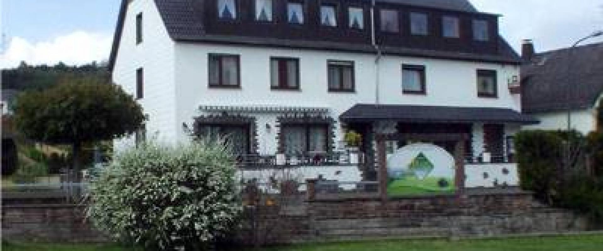 14509 Biker Hotel Möschelberg in der Eifel.jpg