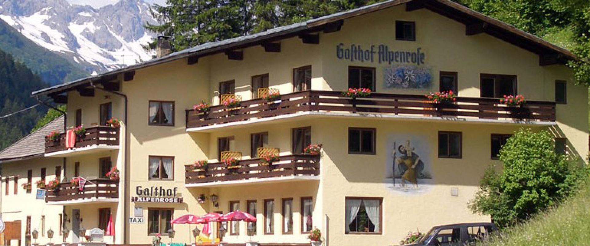 15475 Motorrad Hotel Alpenrose in Tirol.jpg