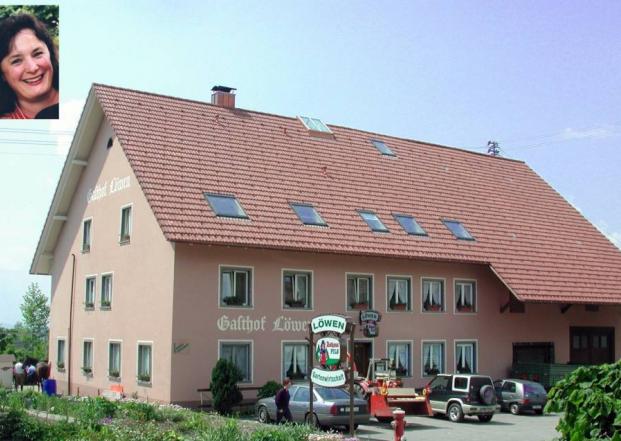 14287 Motorrad Hotel Löwen im Schwarzwald.jpg