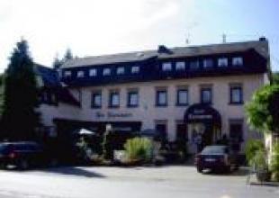 12762 Motorrad Hotel Alte Dorfschänke an der Mosel 3.jpg