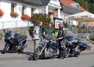 11743 Motorrad Hotel Luckai im Sauerland 3.jpg
