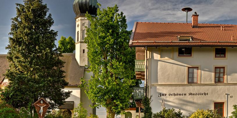 12406 Biker Hotel Zur Schönen Aussicht in Oberbayern.jpg