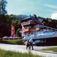 12453 Motorrad Hotel Dachsberger Hof im Schwarzwald 3.jpg