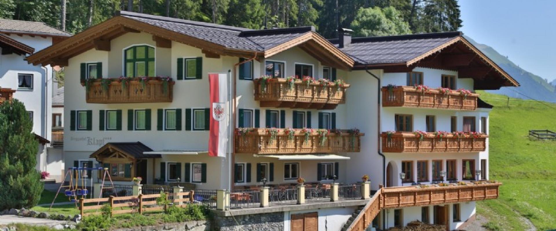07140 Biker Hotel Klapf in Tirol.jpg