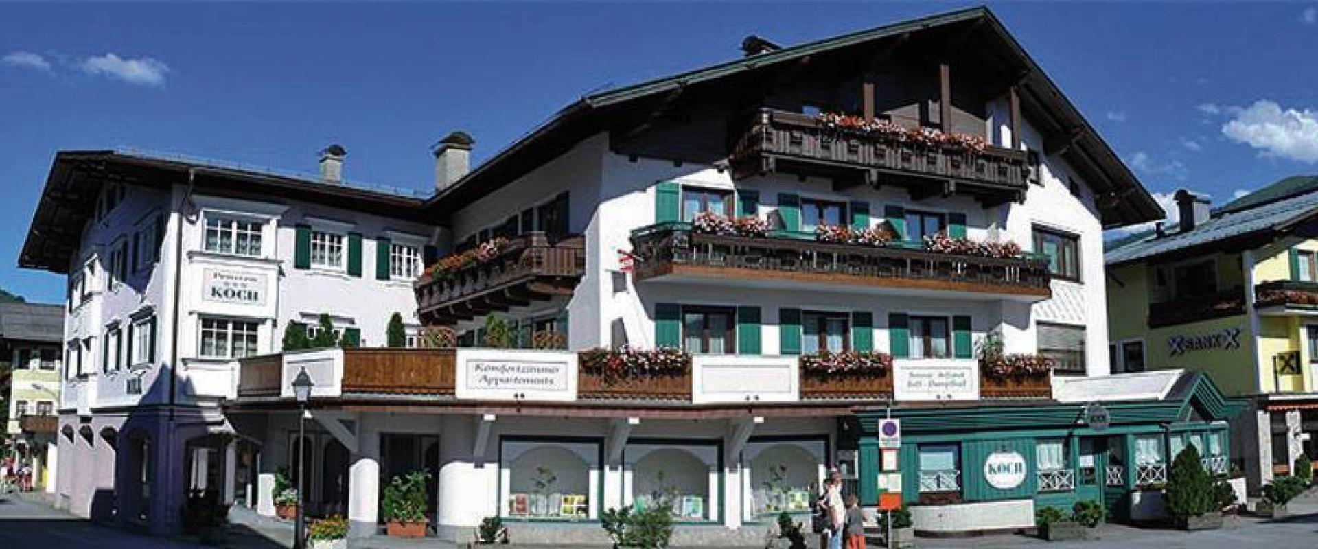 13930 Motorrad Hotel Koch im Salzburger Land.jpg