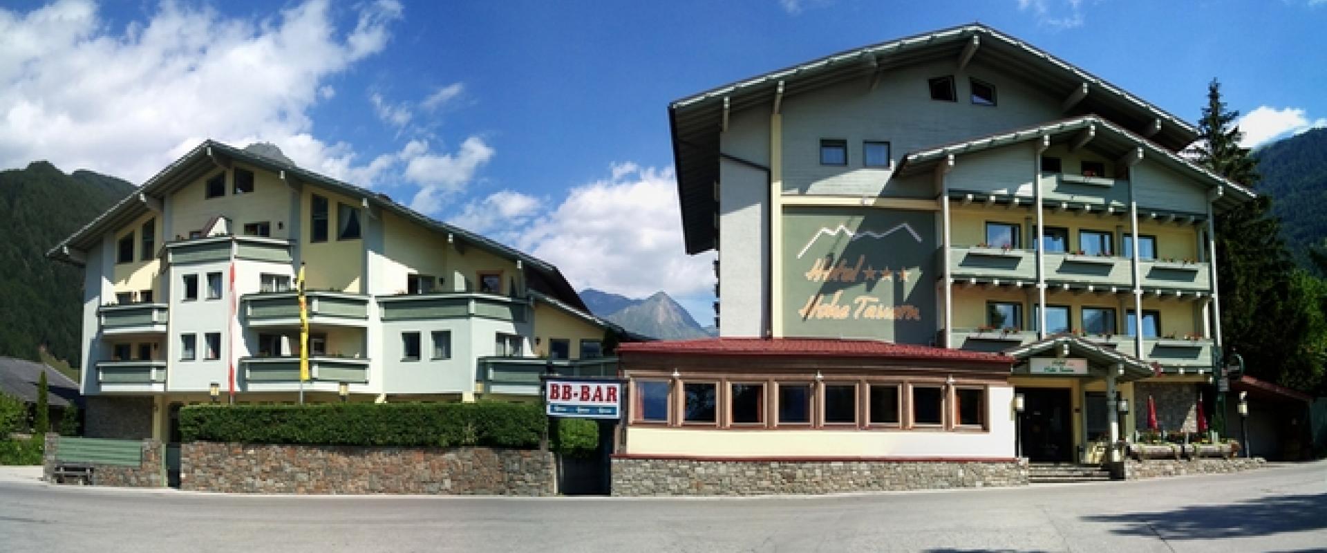 14779 Biker Hotel Hohe Tauern in Osttirol.jpg