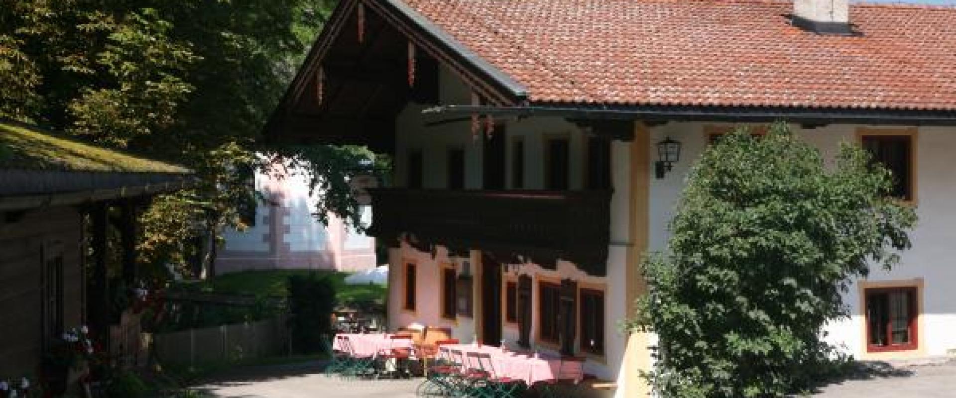 16301 Biker Hotel Zum Mesnerwirt in Oberbayern.jpg