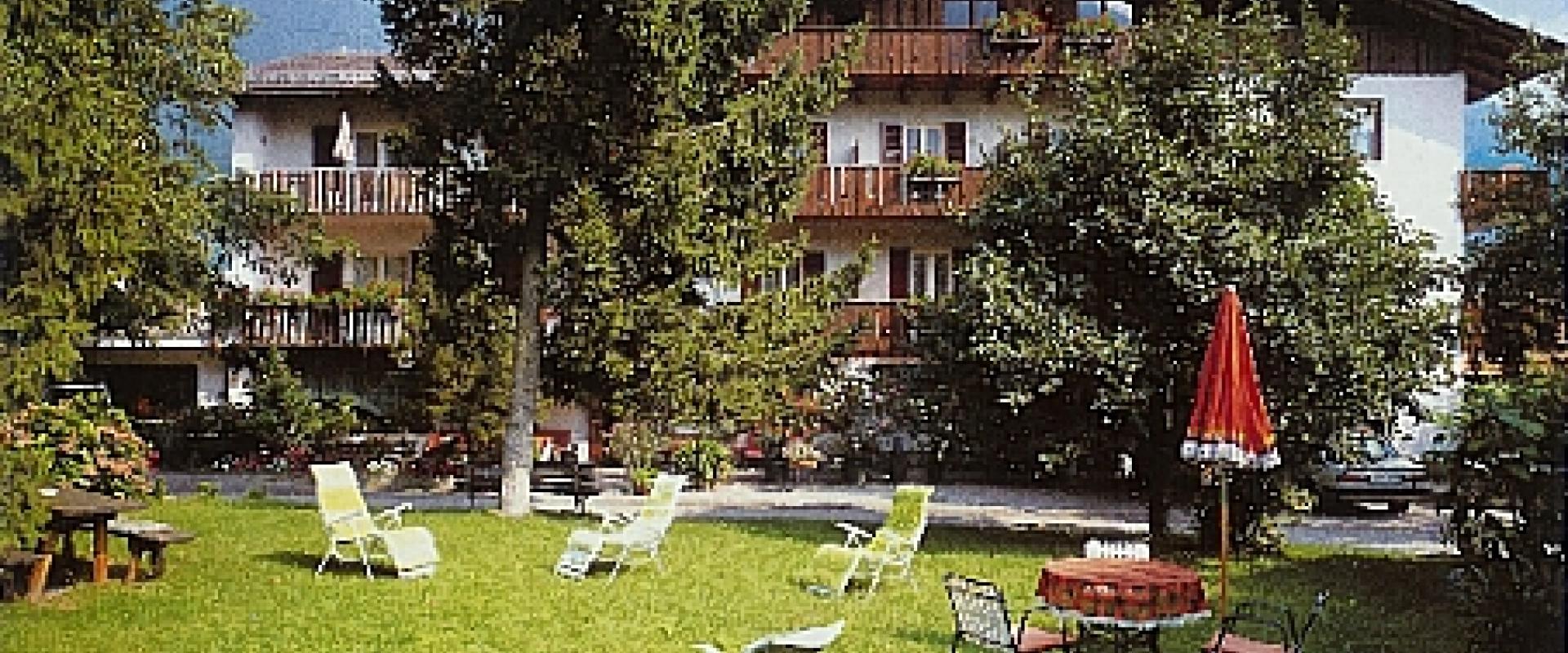 20780 Biker Hotel Garni Franz Leiter in Südtirol/Dolomiten.jpg
