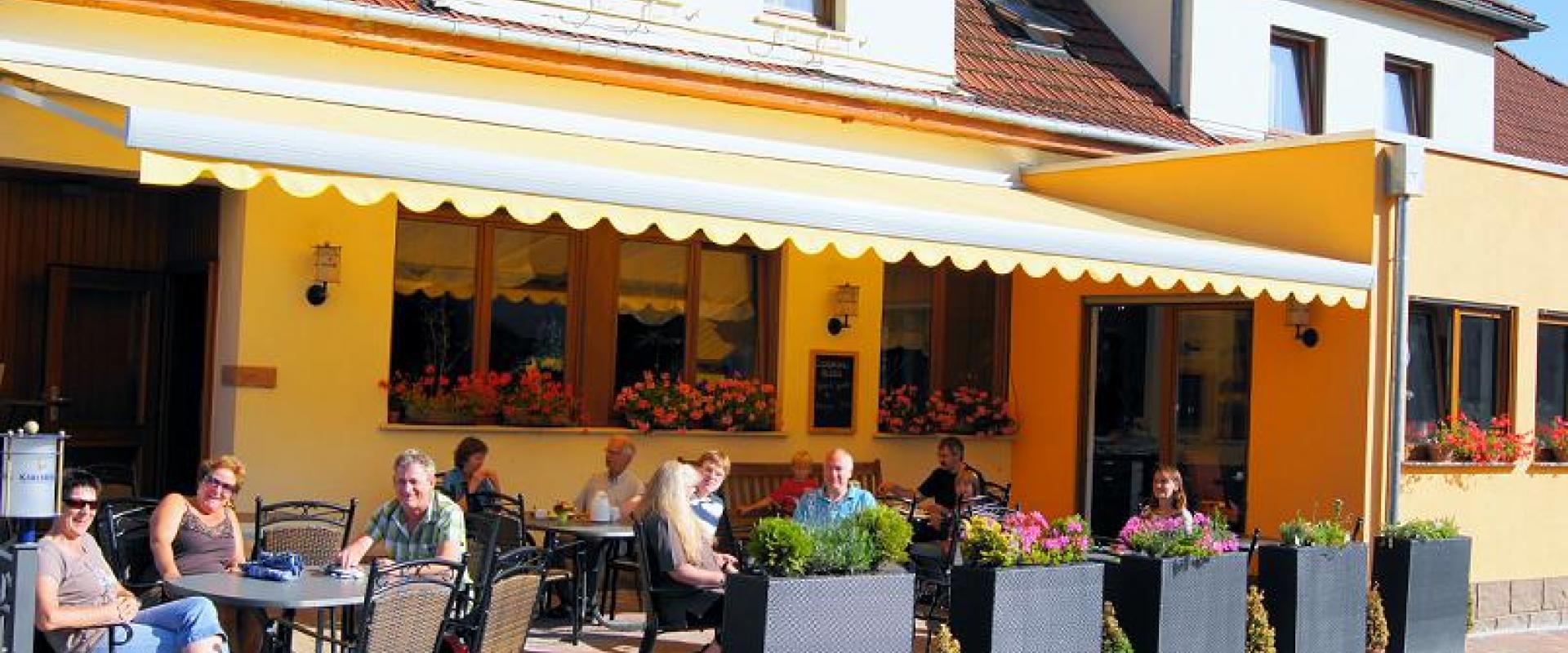 16335 Motorrad Hotel Laux im Saarland.jpg