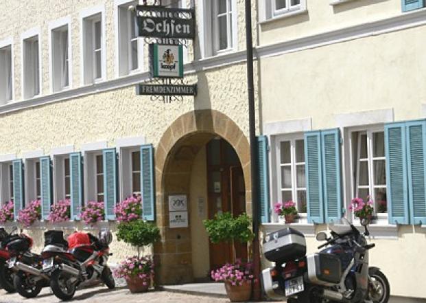 14848 Biker Hotel Roter Ochsen in der Schwäbisch Alb.jpg