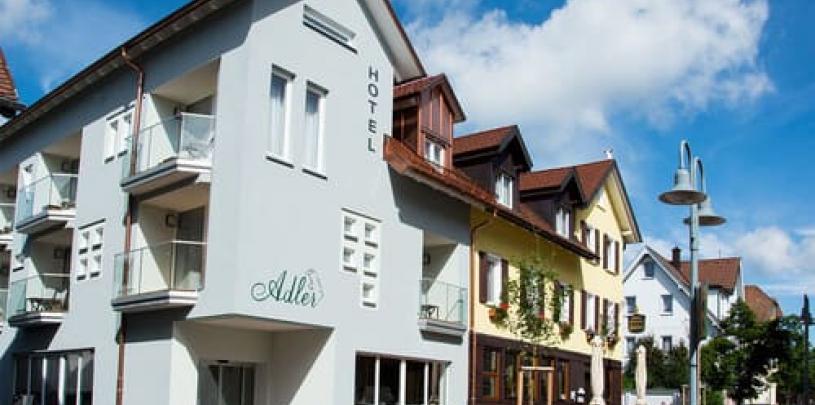 30131 Motorrad Hotel Adler im Schwarzwald.jpg