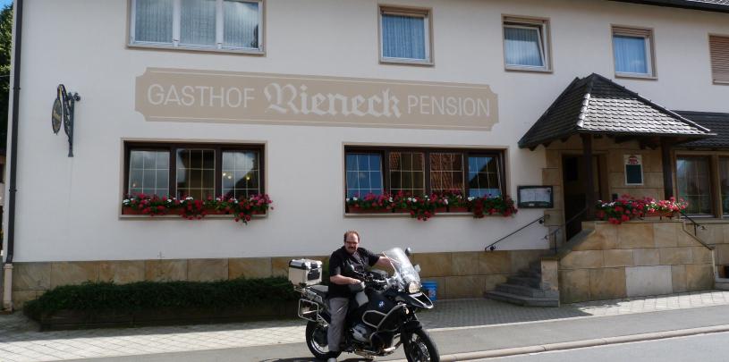 13249 Biker Hotel Rieneck in den Franken.JPG