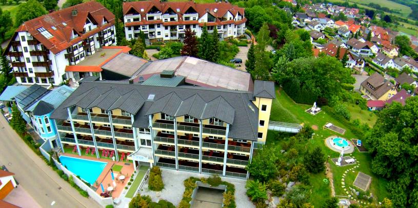 30661 eBike Hotel Albblick Luftbild-Wellnesshotel-Albblick-im-Schwarzwald-bearbeitet-2.jpeg