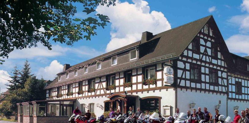 11736 Biker Hotel Zum wilden Zimmermann im Sauerland.jpg