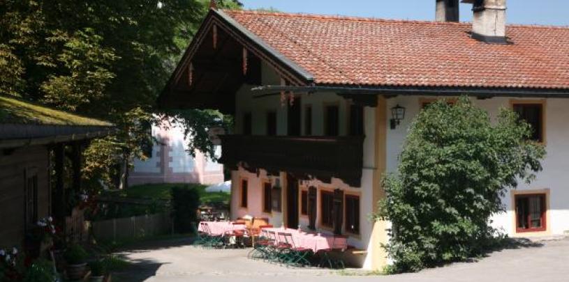16301 Biker Hotel Zum Mesnerwirt in Oberbayern.jpg