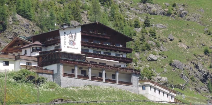 21445 Biker Hotel Winnebach in Tirol.jpg