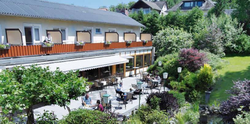 12786 Motorrad Hotel Kurfürst in der Eifel.jpg