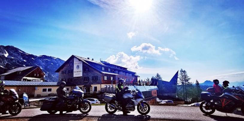 30391 Motorrad Hotel Tauplitzalm in der Steiermark.jpg