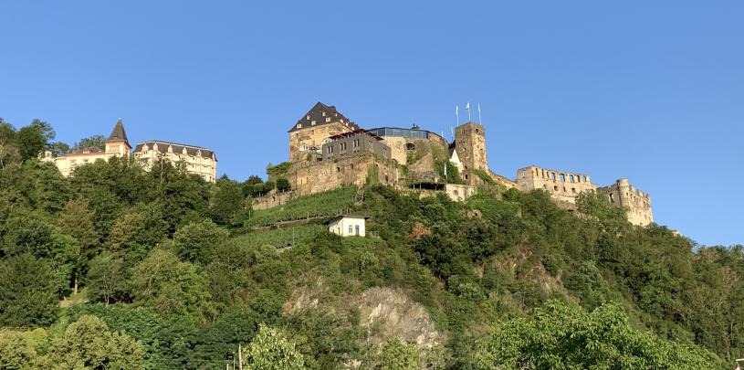 30414 Biker Hotel Rheinfels am Romantischen Rhein.jpg