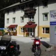 12423 Motorrad Hotel Marienhof im Salzburger Land 3.jpg