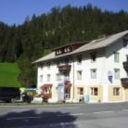 12423 Motorrad Hotel Marienhof im Salzburger Land 4.jpg