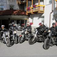 12073 Motorrad Hotel Post in Tirol 3.jpg