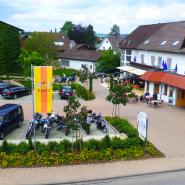 14237 Motorrad Hotel zur Burg im Schwarzwald 3.jpg