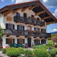 15641 Motorrad Hotel Binderhäusl in Oberbayern 2.jpg